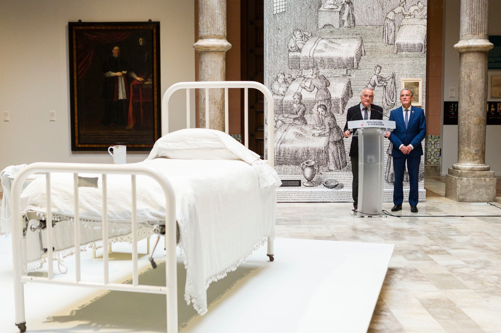 Más de 4.000 personas han visitado ya la gran exposición sobre el 600 aniversario del Hospital Nuestra Señora de Gracia organizada por la DPZ en el palacio de Sástago