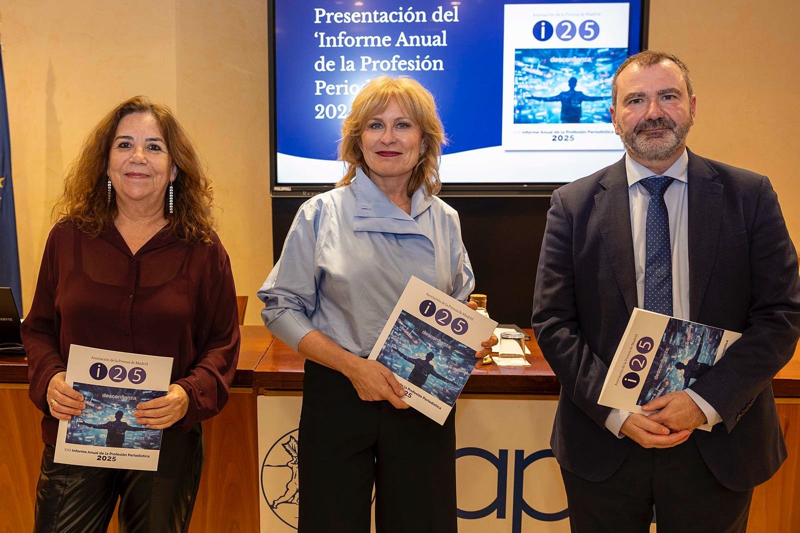 La profesión periodística acusa el crecimiento de la crisis de confianza ciudadana en la información