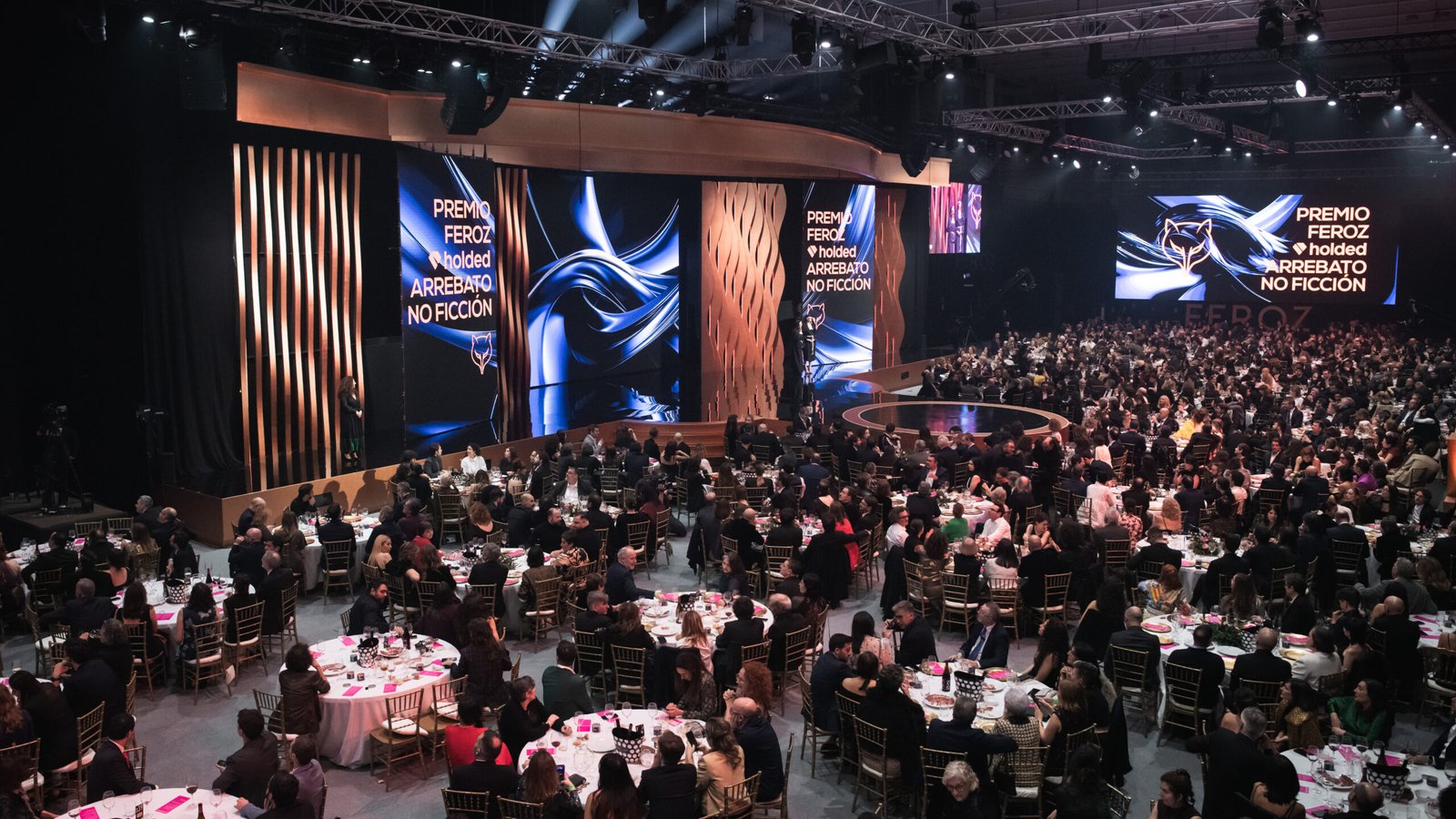 Pontevedra corona la edición más histórica de los Premios Feroz con récord de audiencia y triunfo de ‘Los domingos’