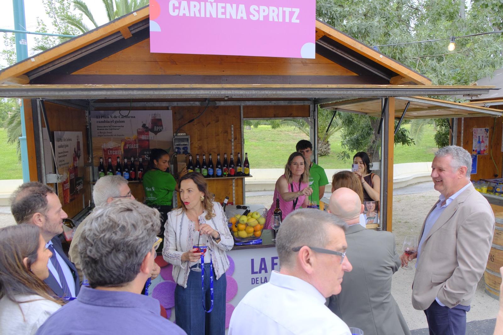 La D.O. Cariñena triunfa en el Festival de la Garnacha con sus nuevos combinados «Cariñena Spritz», creados por Borja Insa