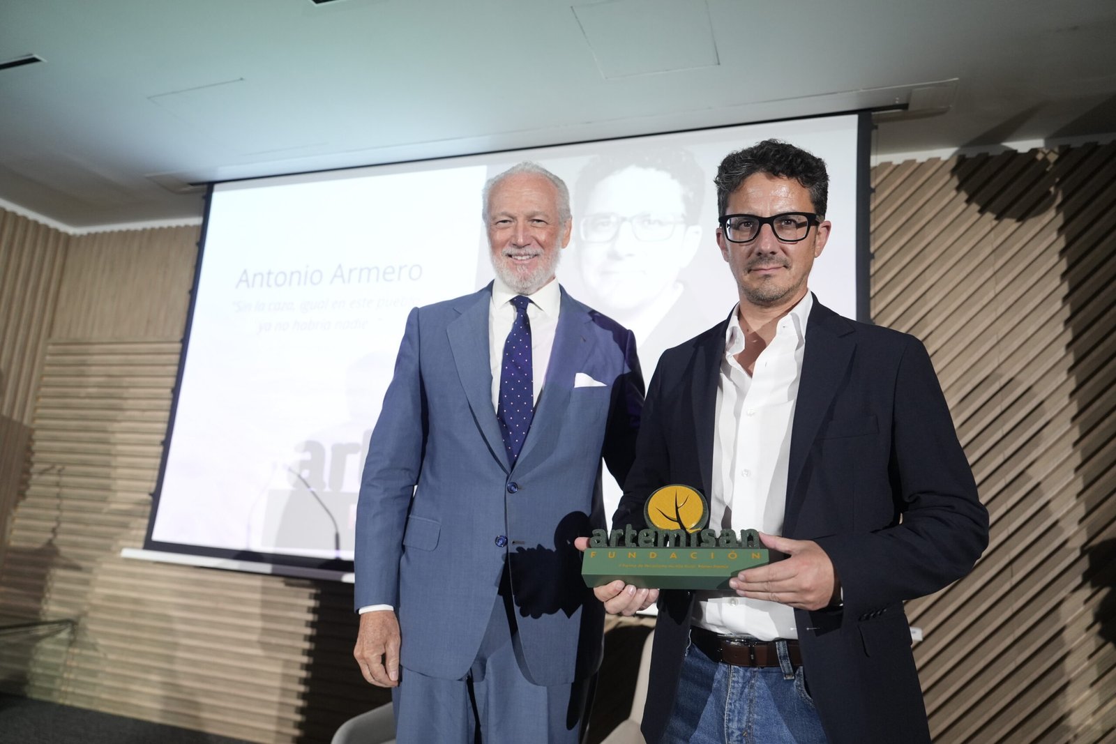 Fundación Artemisan convoca el VI Premio de Periodismo «Mundo Rural»